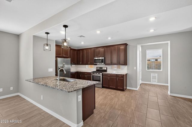 261 W PINNACLE RIDGE Drive, San Tan Valley, AZ 85140