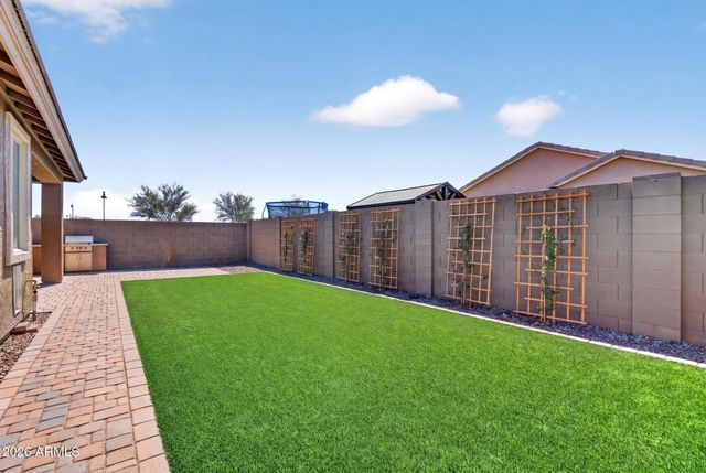 261 W PINNACLE RIDGE Drive, San Tan Valley, AZ 85140