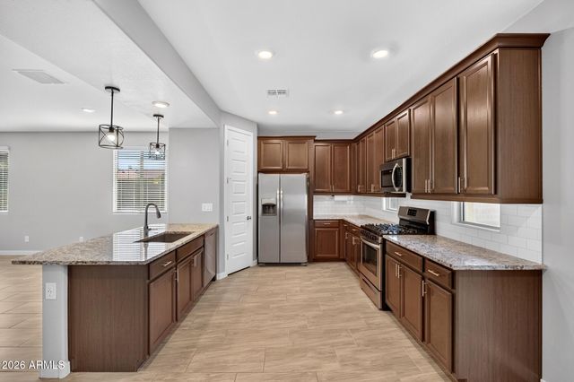 261 W PINNACLE RIDGE Drive, San Tan Valley, AZ 85140