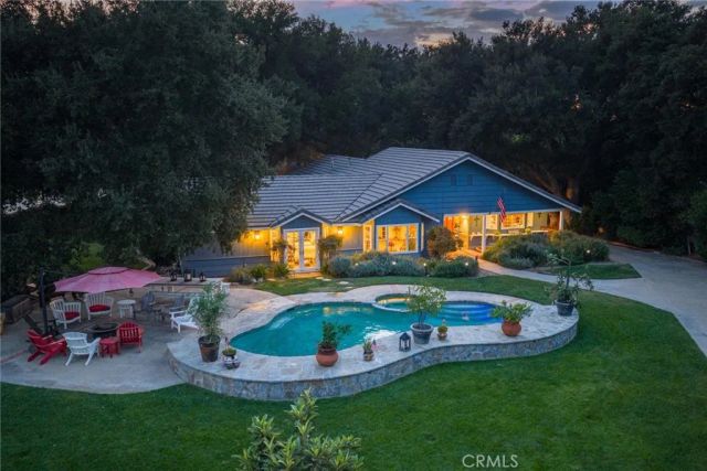 24713 Choke Cherry Lane, Newhall, CA 91321