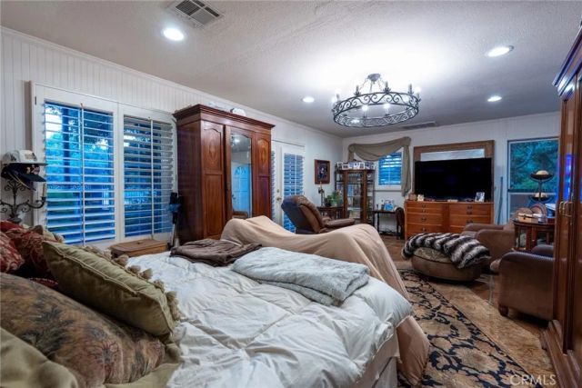 24713 Choke Cherry Lane, Newhall, CA 91321
