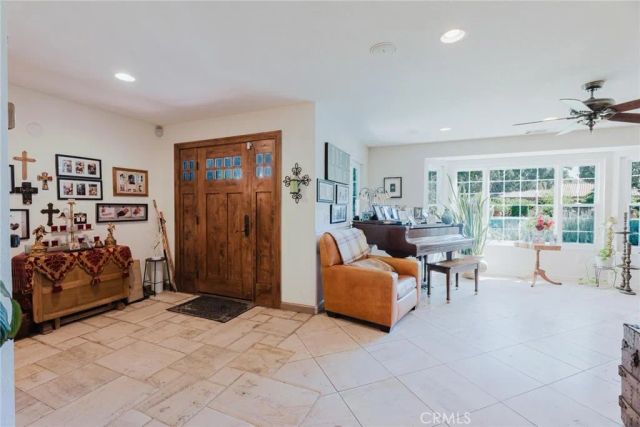 24713 Choke Cherry Lane, Newhall, CA 91321