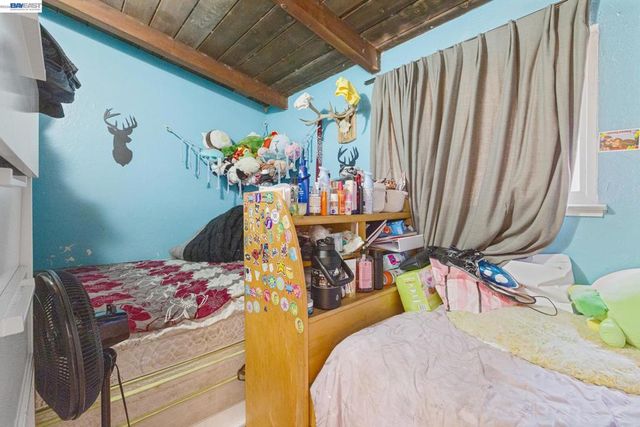 24024 Park St., Hayward, CA 94541