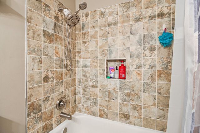 8338 Portsmouth Drive B, Darien, IL 60561