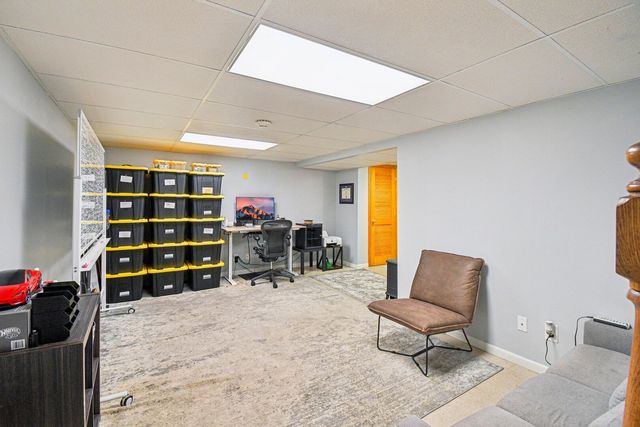 8338 Portsmouth Drive B, Darien, IL 60561