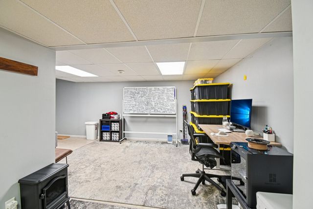 8338 Portsmouth Drive B, Darien, IL 60561