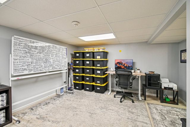 8338 Portsmouth Drive B, Darien, IL 60561