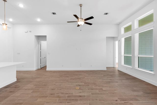 14910 Buffalo Head Street, Mont Belvieu, TX 77523