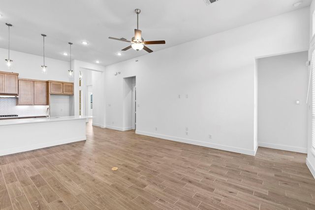 14910 Buffalo Head Street, Mont Belvieu, TX 77523