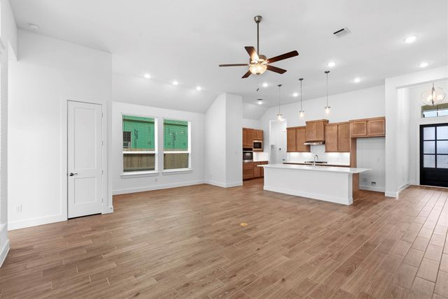 14910 Buffalo Head Street, Mont Belvieu, TX 77523