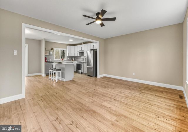 884 BOUNDARY RD, Deptford Twp, NJ 08096