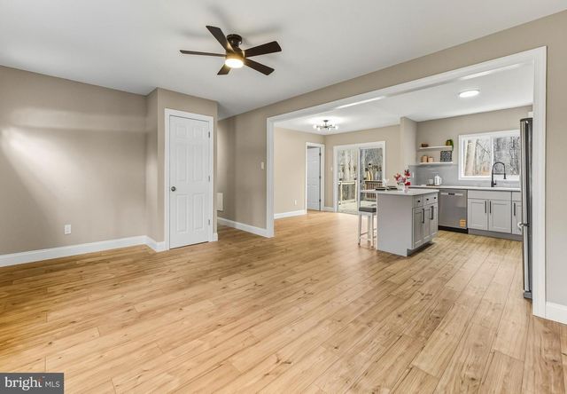 884 BOUNDARY RD, Deptford Twp, NJ 08096