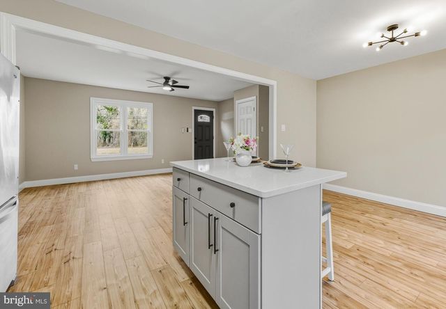 884 BOUNDARY RD, Deptford Twp, NJ 08096