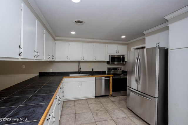 1221 Lakeview Drive, Grovetown, GA 30813