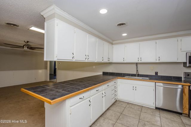 1221 Lakeview Drive, Grovetown, GA 30813