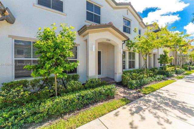 12848 SW 242nd St, Homestead, FL 33032