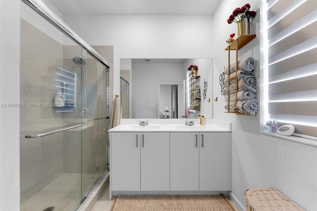 12848 SW 242nd St, Homestead, FL 33032