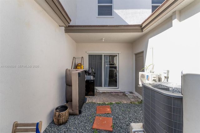 12848 SW 242nd St, Homestead, FL 33032