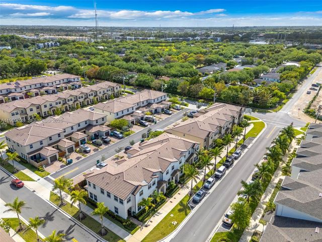 12848 SW 242nd St, Homestead, FL 33032