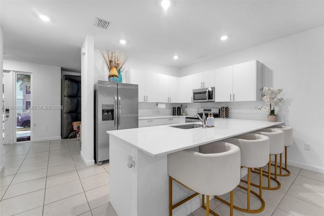 12848 SW 242nd St, Homestead, FL 33032