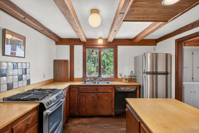 28 Greymoor Way, Orleans, MA 02653