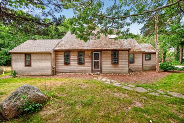 28 Greymoor Way, Orleans, MA 02653