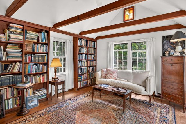 28 Greymoor Way, Orleans, MA 02653