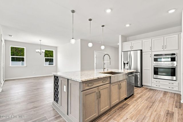 609 Edgeside Drive SE, Bolivia, NC 28422