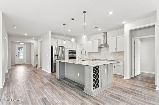 609 Edgeside Drive SE, Bolivia, NC 28422