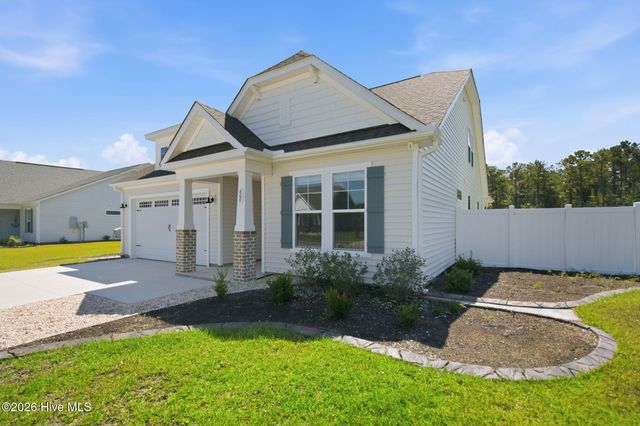 609 Edgeside Drive SE, Bolivia, NC 28422