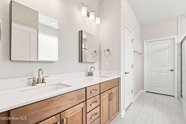 609 Edgeside Drive SE, Bolivia, NC 28422