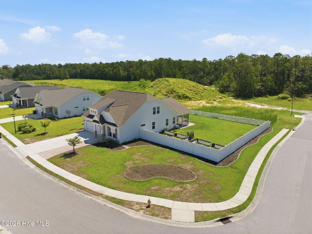 609 Edgeside Drive SE, Bolivia, NC 28422