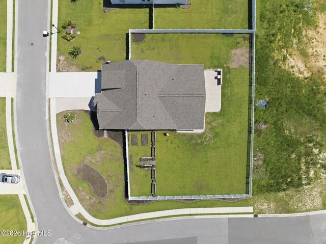 609 Edgeside Drive SE, Bolivia, NC 28422