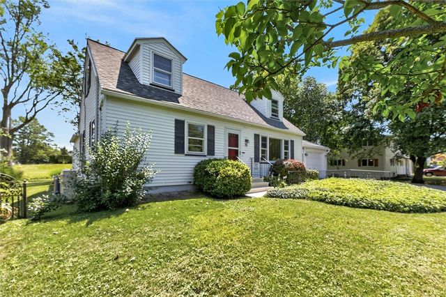76 Amsden Drive, Henrietta, NY 14623