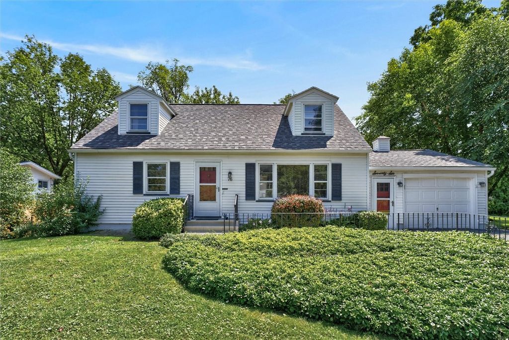 76 Amsden Drive, Henrietta, NY 14623