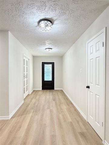 1717 Shoshoni Drive, Deer Park, TX 77536