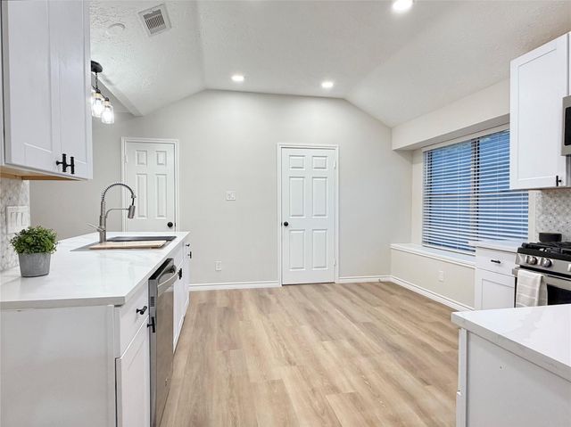 1717 Shoshoni Drive, Deer Park, TX 77536