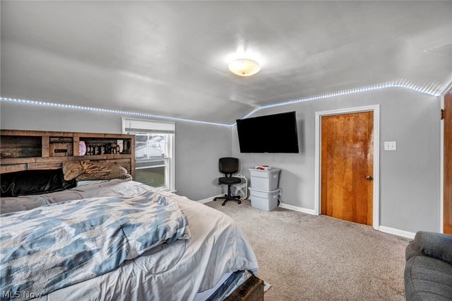 25400 Glenbrook Boulevard, Euclid, OH 44117