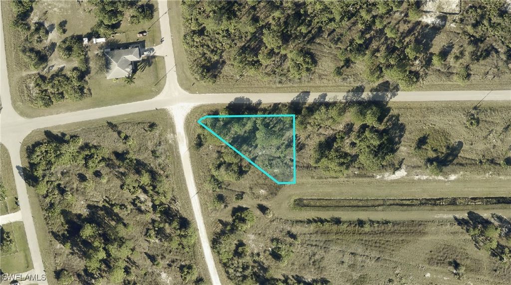 1014 Darlington ST, Lehigh Acres, FL 33974