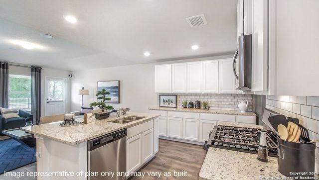 22707 Match Play, San Antonio, TX 78261