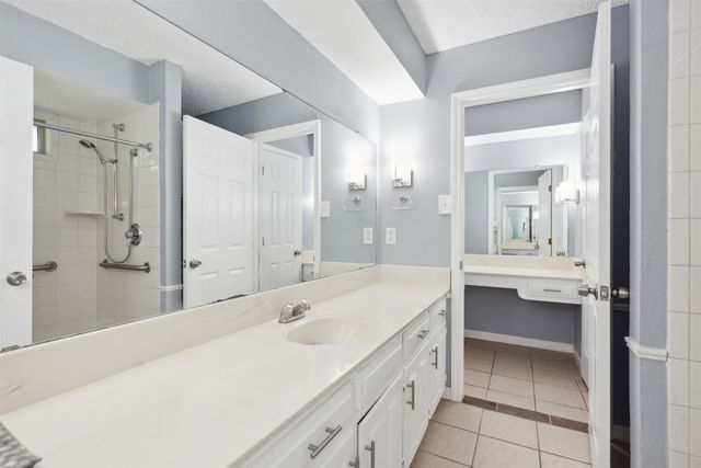 1135 Joanna Circle, Desoto, TX 75115