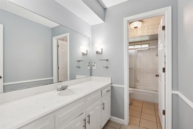 1135 Joanna Circle, Desoto, TX 75115
