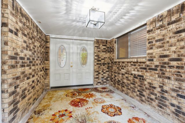 1135 Joanna Circle, Desoto, TX 75115
