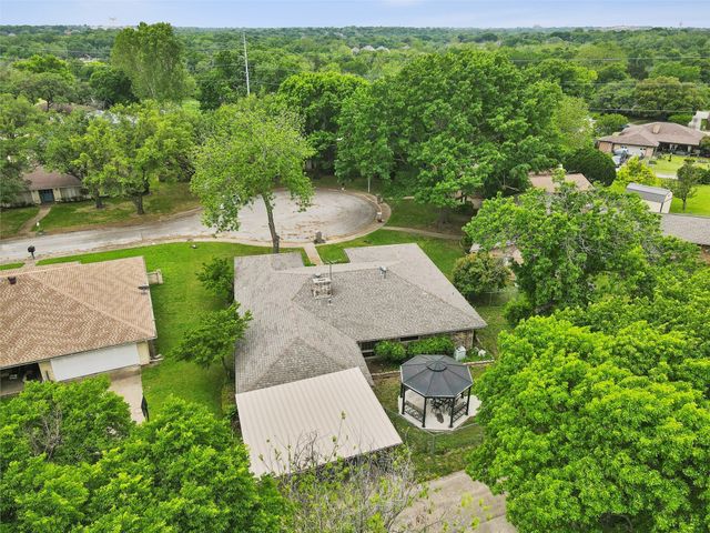 1135 Joanna Circle, Desoto, TX 75115