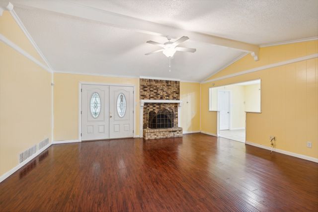 1135 Joanna Circle, Desoto, TX 75115
