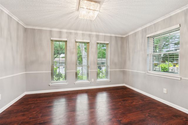 1135 Joanna Circle, Desoto, TX 75115