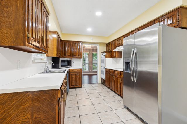 1135 Joanna Circle, Desoto, TX 75115