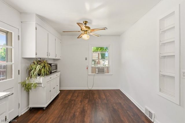 4932 Glenlyn Road, Lyndhurst, OH 44124