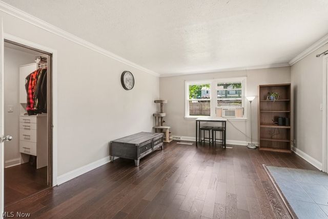 4932 Glenlyn Road, Lyndhurst, OH 44124