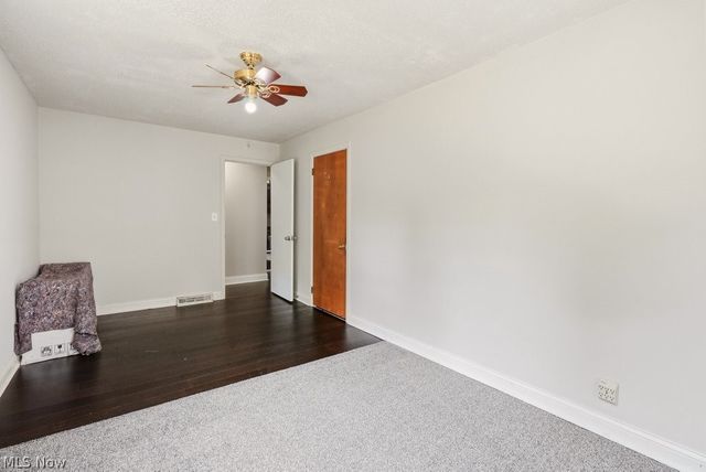 4932 Glenlyn Road, Lyndhurst, OH 44124